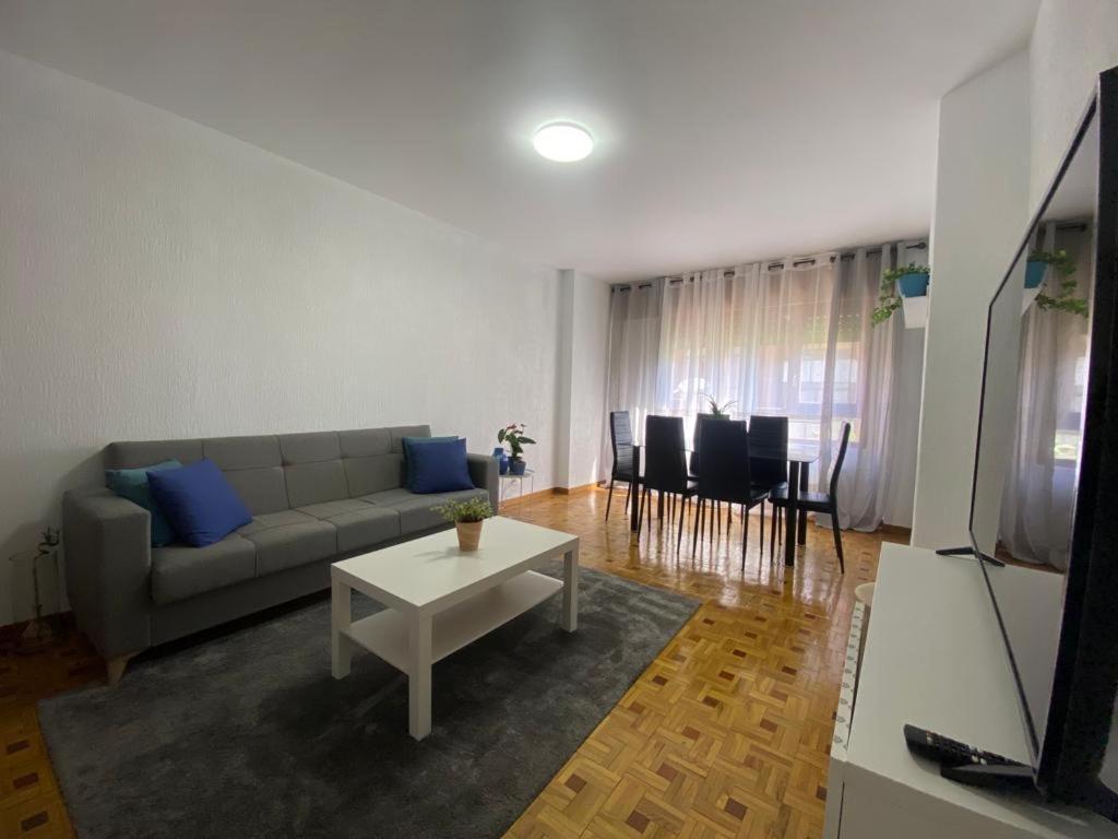 דירות Burgo Jimena Del Cid מראה חיצוני תמונה